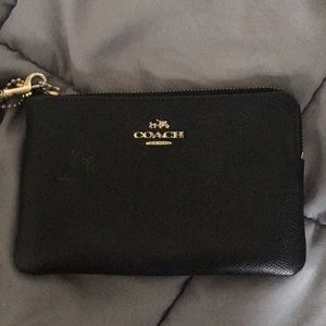 COACH Small Wristlet